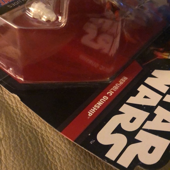 Hot Wheels Star Wars Republic Gunship - New and Sealed! - Picture 3 of 5